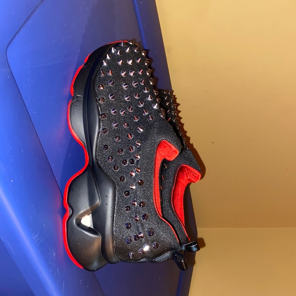Spike Shoes